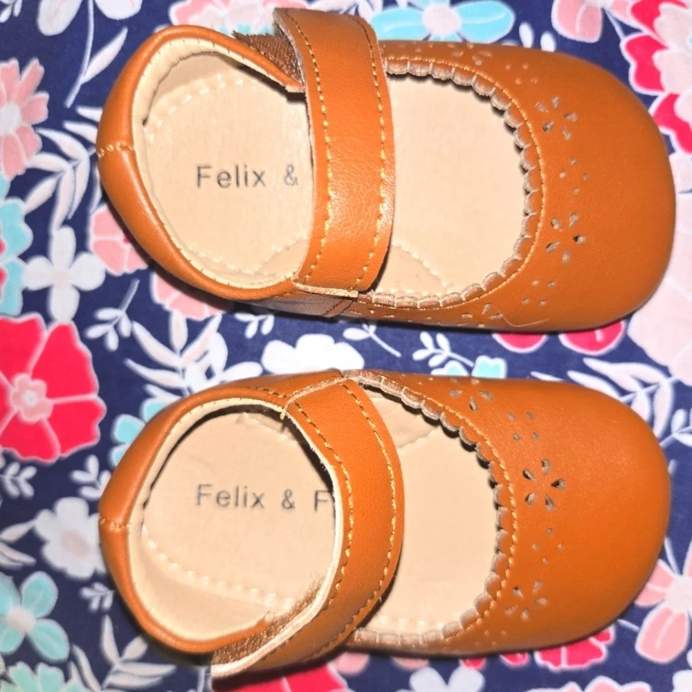 🍂NWT🍁 Lee - Felix And Fiora, Brown Girls Dress Shoes 12M